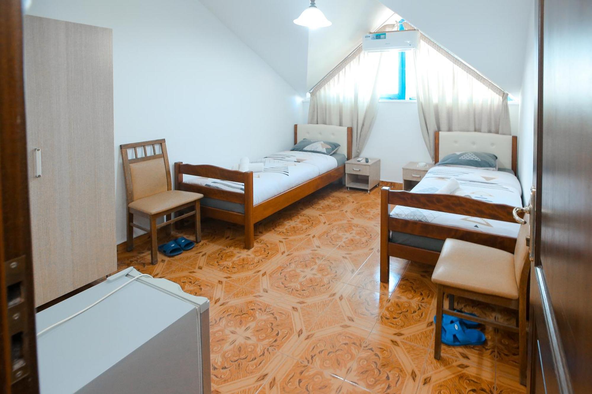 Hotel Ambasador Bahçallëk 外观 照片