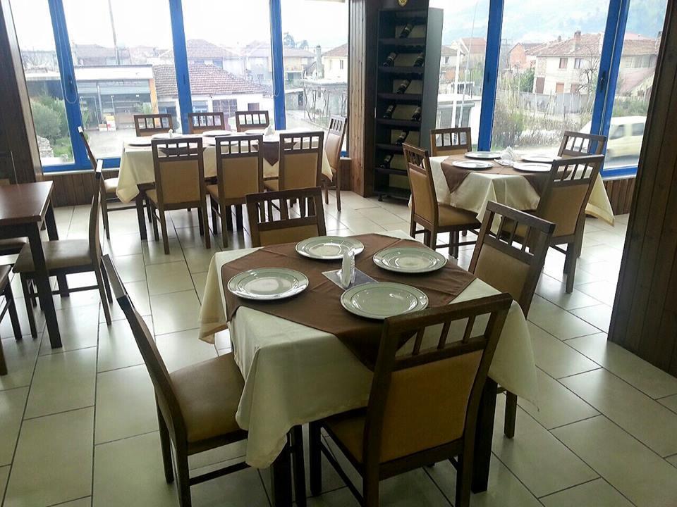 Hotel Ambasador Bahçallëk 外观 照片
