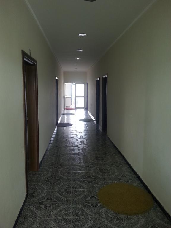 Hotel Ambasador Bahçallëk 外观 照片